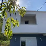 Resting House Oaza Nyaraló *