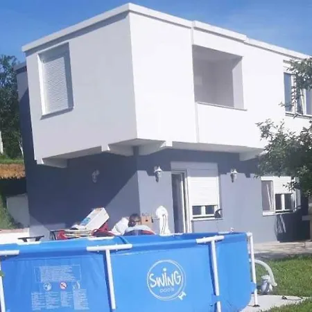 Resting House Oaza *