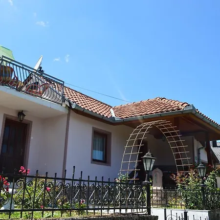 Nyaraló Resting House Oaza *
